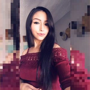 Meet your Posher, Abigail